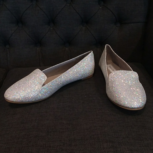 silver sparkle ballet flats